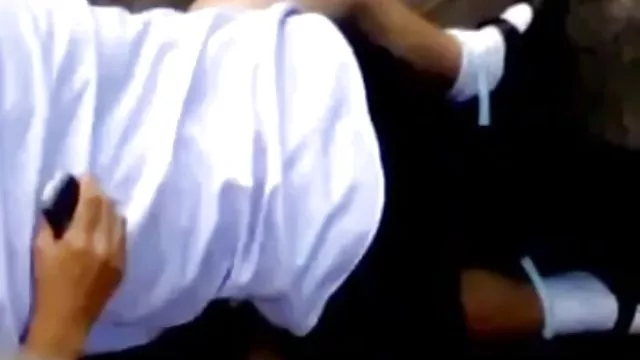Linda loira sexo amador videos fode em táxi falso