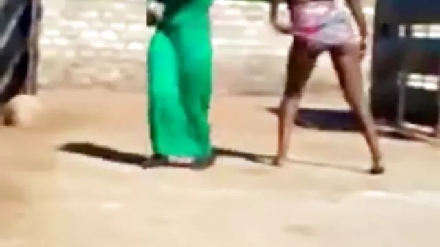 A menina trouxe um amigo e fez sexo videos amadoras no sexo com ela e seu amado