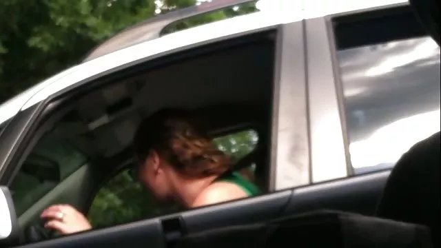 Lésbica empurra sexo amador em video uma enorme em namorada ' s ânus