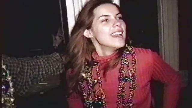 18-year-old bebê russo leva um grande vídeo caseiro de sexo brasileiro na boca
