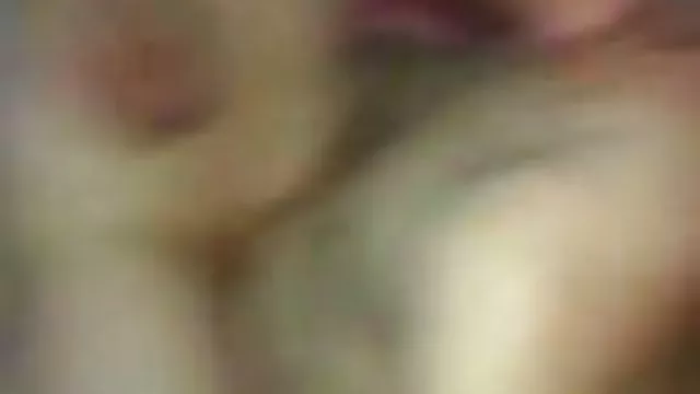 Sedutor loira em espartilho de couro deixe escravo sexo teen lamber