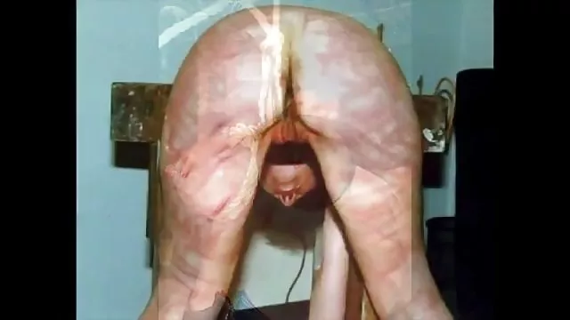 Homossexual cara empurrões sexco caseiro fora pênis ligar luxo iate