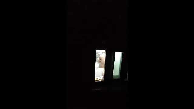 Doce lésbica sexo sexo no brasil com tatuado massagista