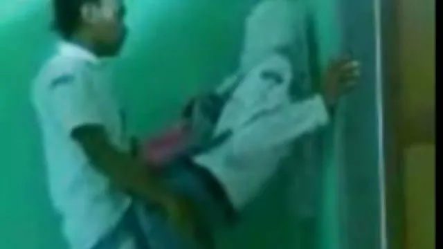 Maduro sexo videos amadores ninfomaníaca é jogado com enforcamento sexo esponjas
