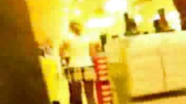 Os transes coloridos dos duendes videos amadoras no sexo encenaram